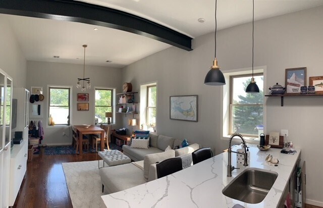 Building Photo - 178 Elm St