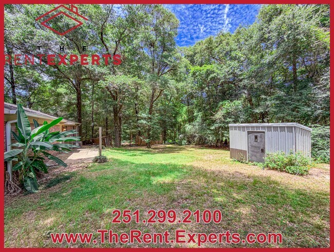 Building Photo - 2086 Mesa Dr