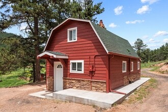 Building Photo - ONE BEDROOM ON THE RANCH! CLOSE TO SHOPPIN...