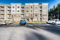 Building Photo - 2 Winslow Ln