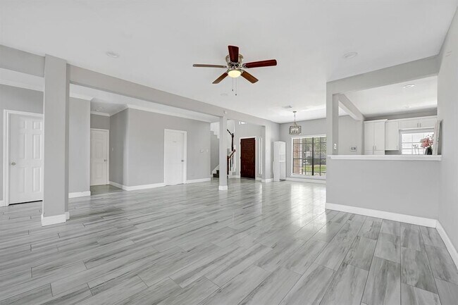 Building Photo - 3555 Ashfield Dr