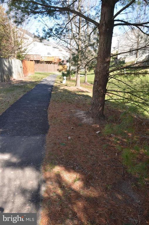 Building Photo - 14243 Glade Spring Dr