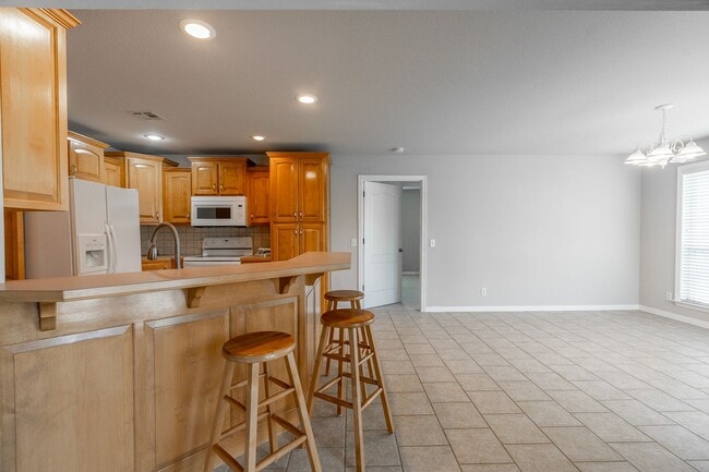 Building Photo - Beautiful 3-bedroom 2 bath Home in Springd...