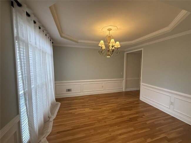 Building Photo - 5730 Devonshire Way