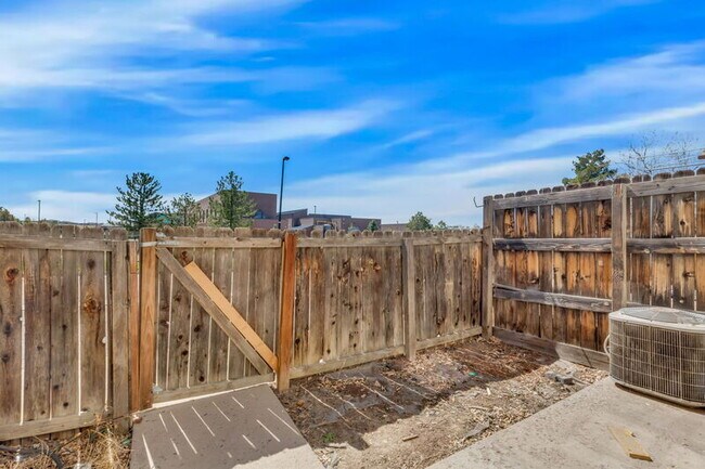 Building Photo - 18010 Becket Dr