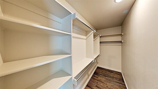 Building Photo - 4920 Avion Ct