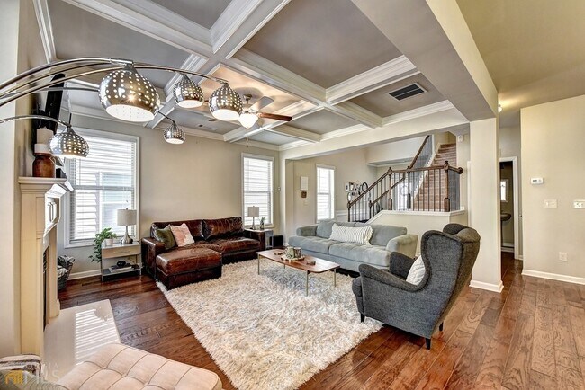 Building Photo - 2245 Black Pebble Cir