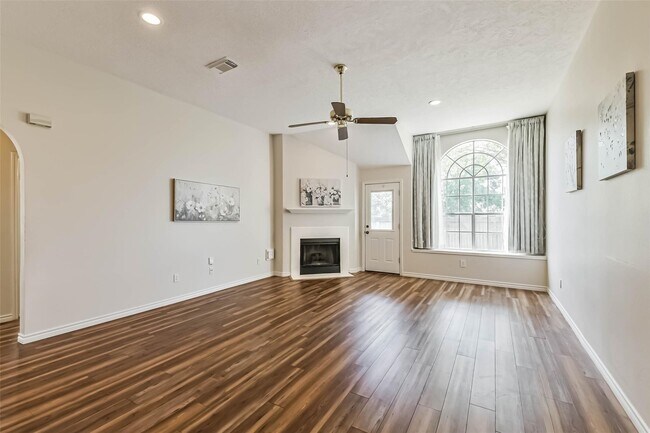 Building Photo - 15027 Winding Black Cherry Ln