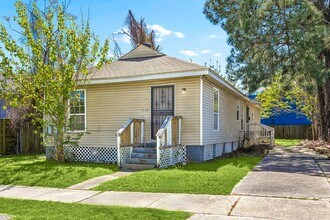 Building Photo - gme2152