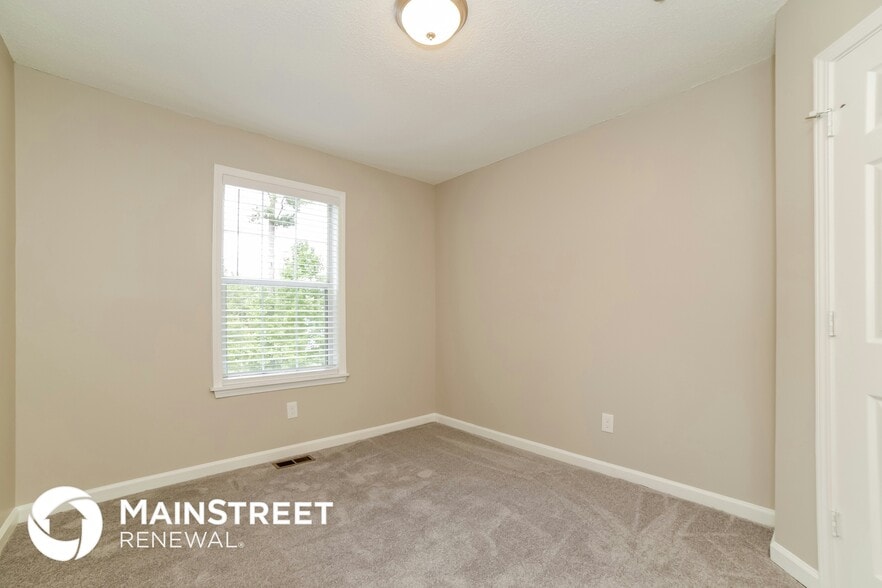 Building Photo - 3545 Lehigh Way