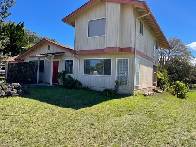 Building Photo - Country Living with an Ocean View