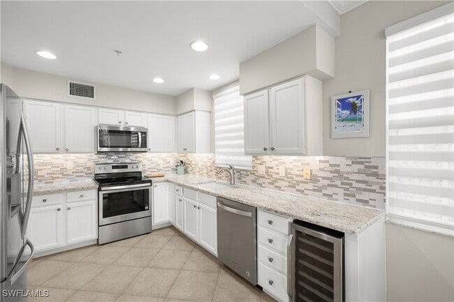 Building Photo - 1635 Winding Oaks Way