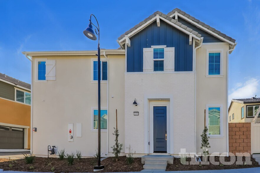 Primary Photo - 31569 Dwight Dr