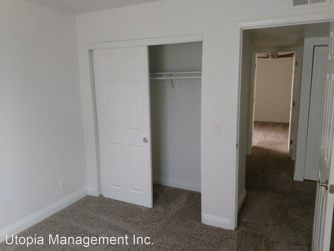 Building Photo - 3 br, 2 bath House - 2801 N. Rainbow Blvd....