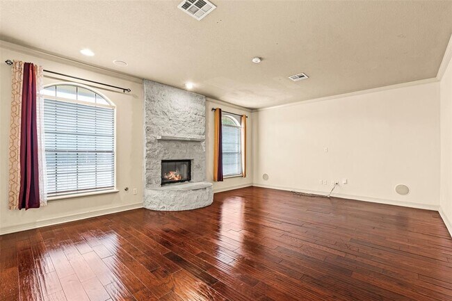 Building Photo - 2908 Arbor Ct