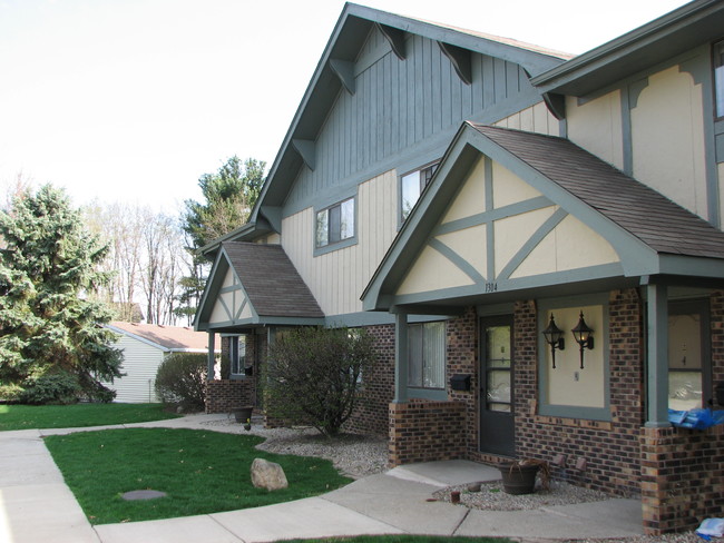 Sheffield Apartments Valparaiso Indiana