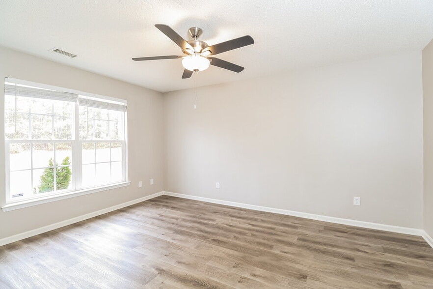 Building Photo - 1641 Galesburg St