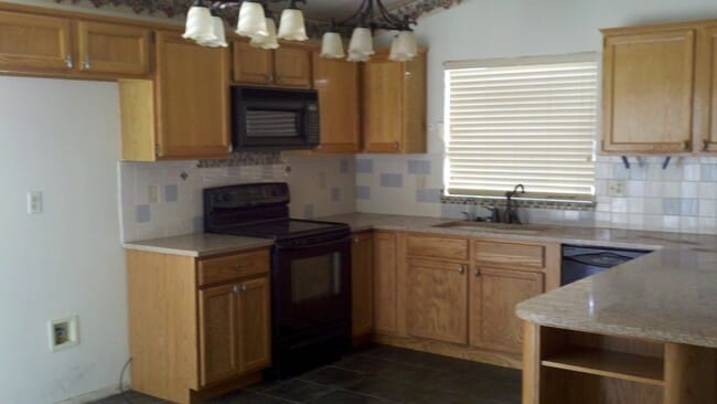 Building Photo - 1349 El Cajon Ln