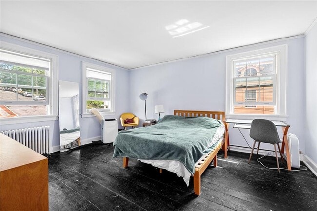 Building Photo - 34 Congdon St