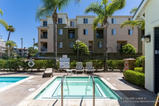 Building Photo - 4952 Haight Terrace