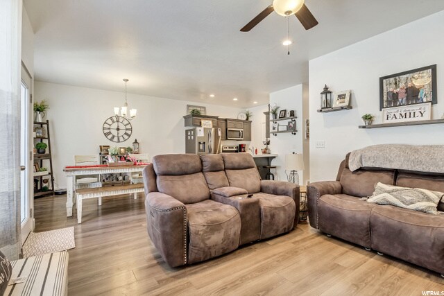 Living Room - 7209 N Brook Rdg