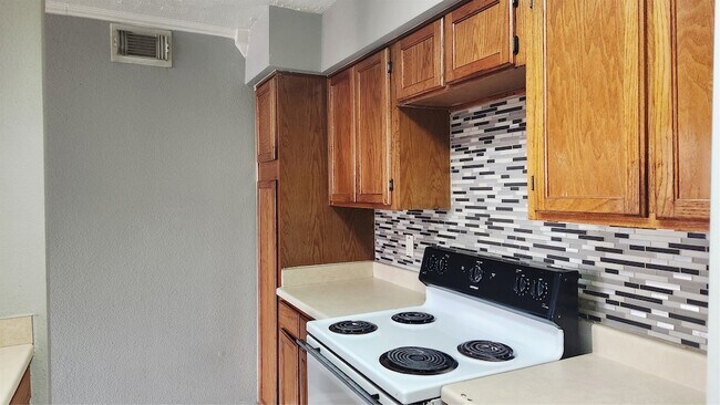 Building Photo - 7313 Gulf Fwy