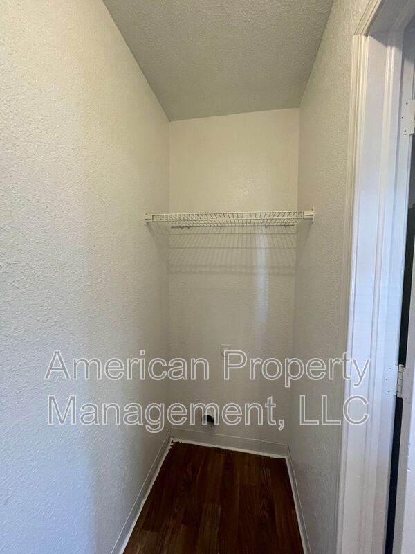Building Photo - 4404 S 133rd E Ave