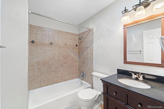 Building Photo - 5585 Escondido Dr