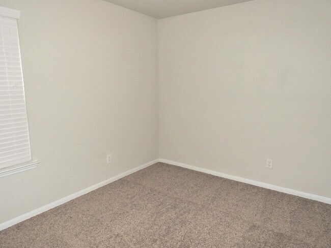 Building Photo - 20615 Iron Timber Ln