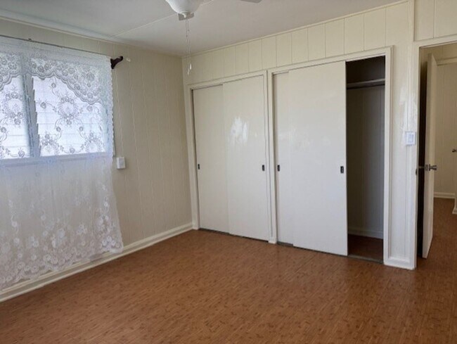 Building Photo - k4172g