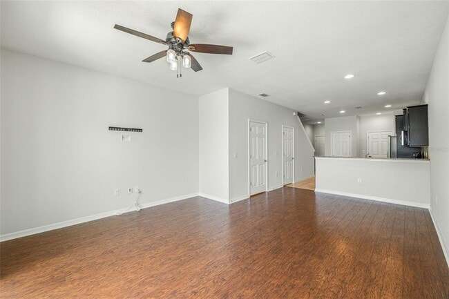 Building Photo - 9210 Hillcroft Dr