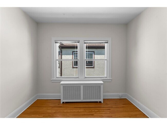 Building Photo - 4437 Vincent Ave S