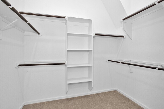 Building Photo - 15619 Rising Wren Ct