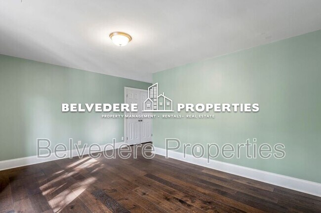 Building Photo - 4103 Oak Hollow Dr