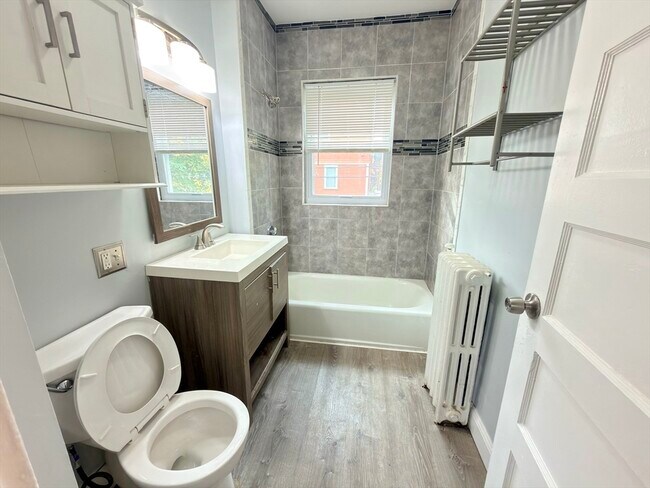 Building Photo - 18 Harold Park