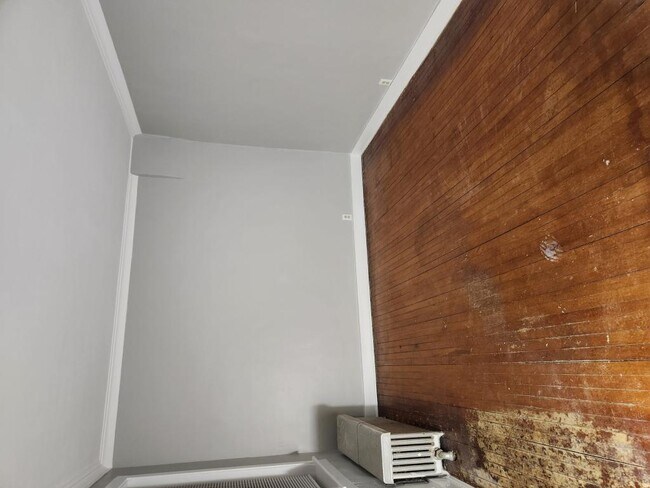 Building Photo - 1019 S 22nd St