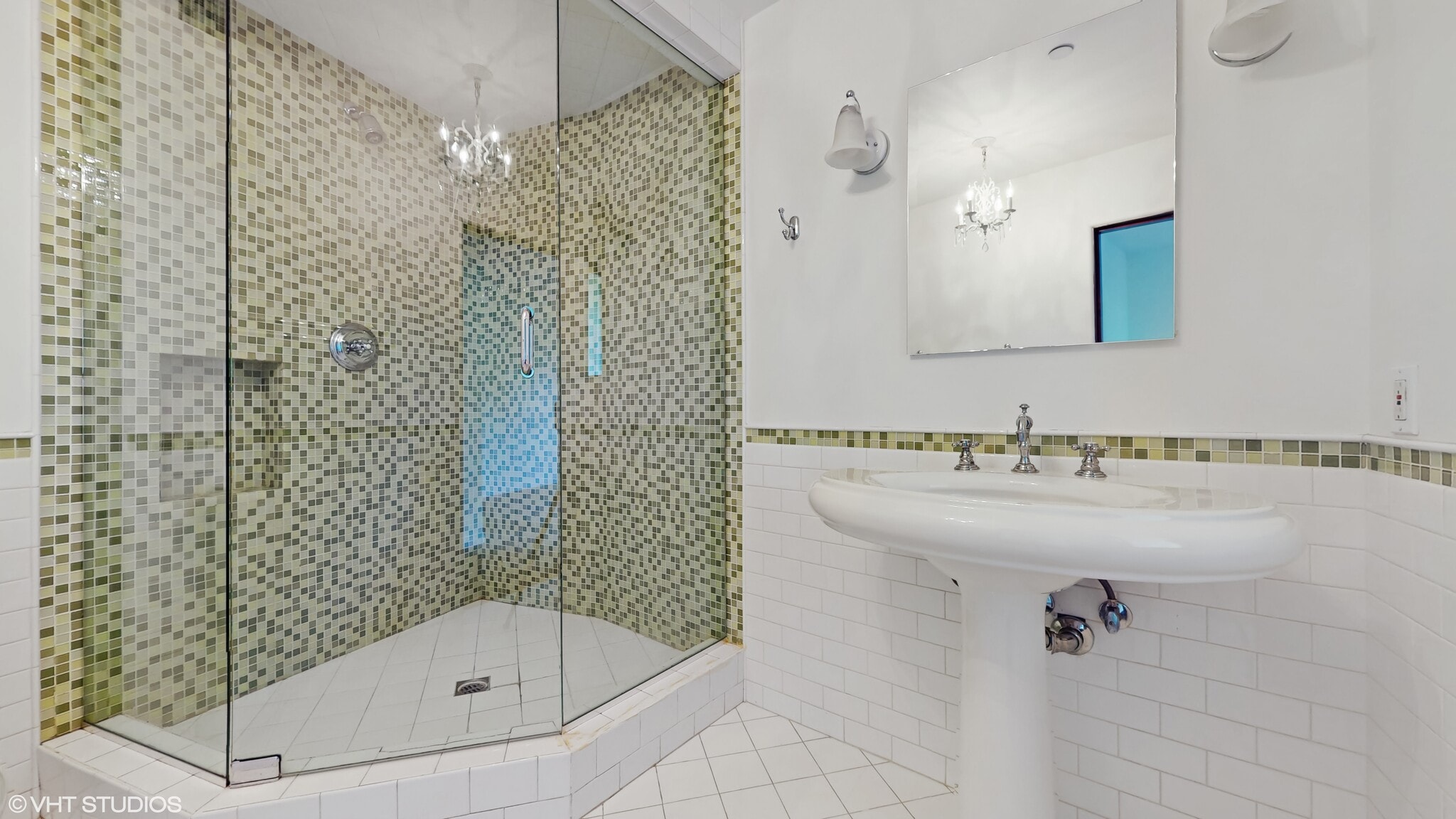 Building Photo - 3311 Deronda Dr