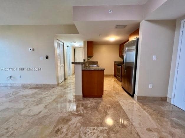 Building Photo - 1555 N Treasure Dr