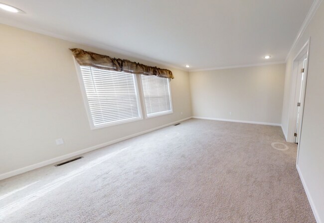 Building Photo - 530 Marion Cornett