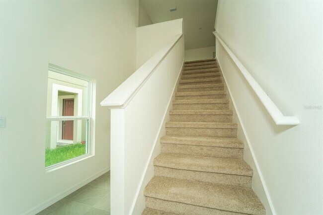 Building Photo - 1673 Swan Swim Dr