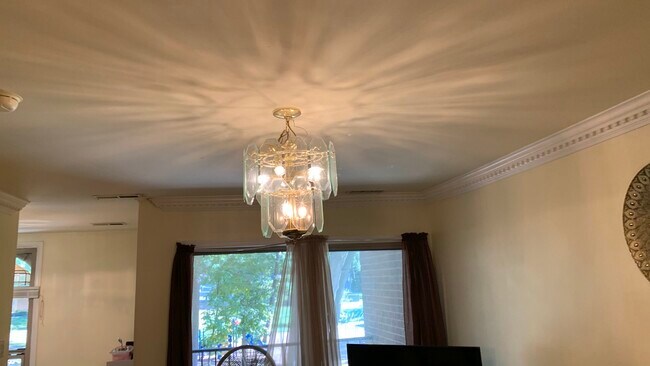 Family/Living Room - 3326 Woodburn Village Dr