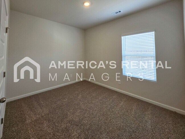 Building Photo - DEPOSIT PENDING! New Construction Home for Rent!