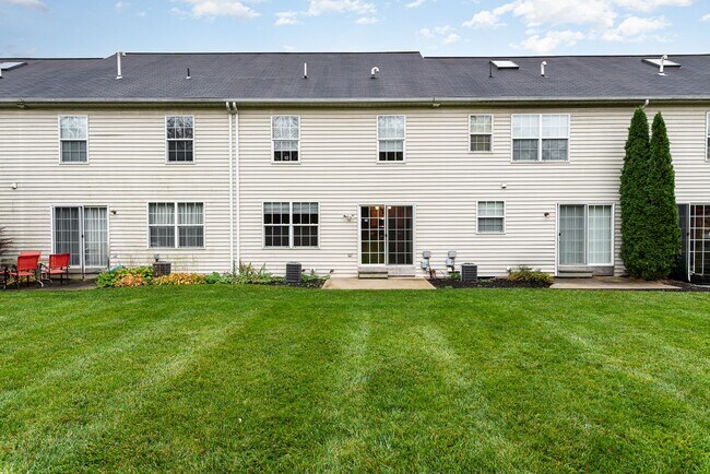 Building Photo - 129 Buckley Dr