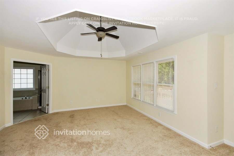 Building Photo - 620 Jefferson Pl