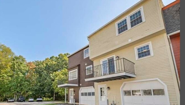 Building Photo - 92 Prescott Dr