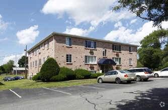 Building Photo - Gardner Commons