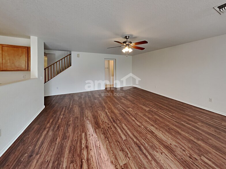 Building Photo - 3543 E Trigger Way