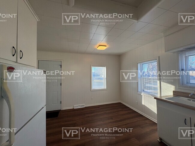 Building Photo - 501 S Huron St