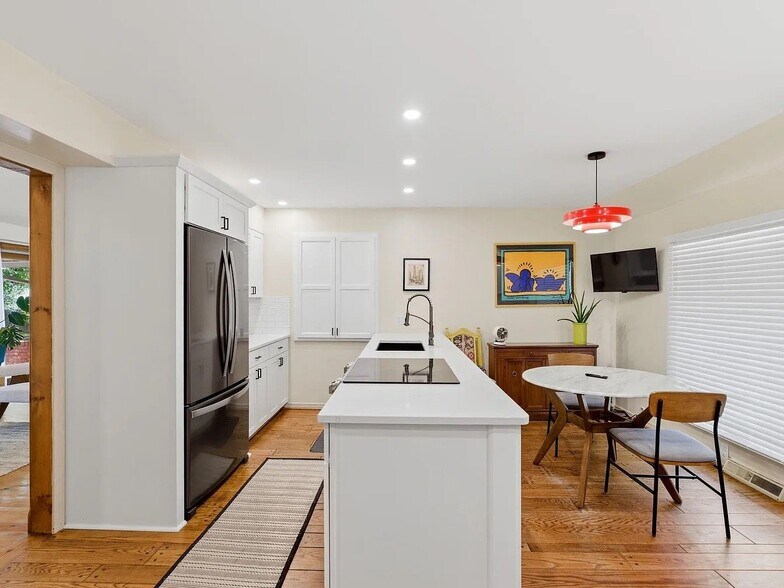 Building Photo - 4173 Honeycomb Dr