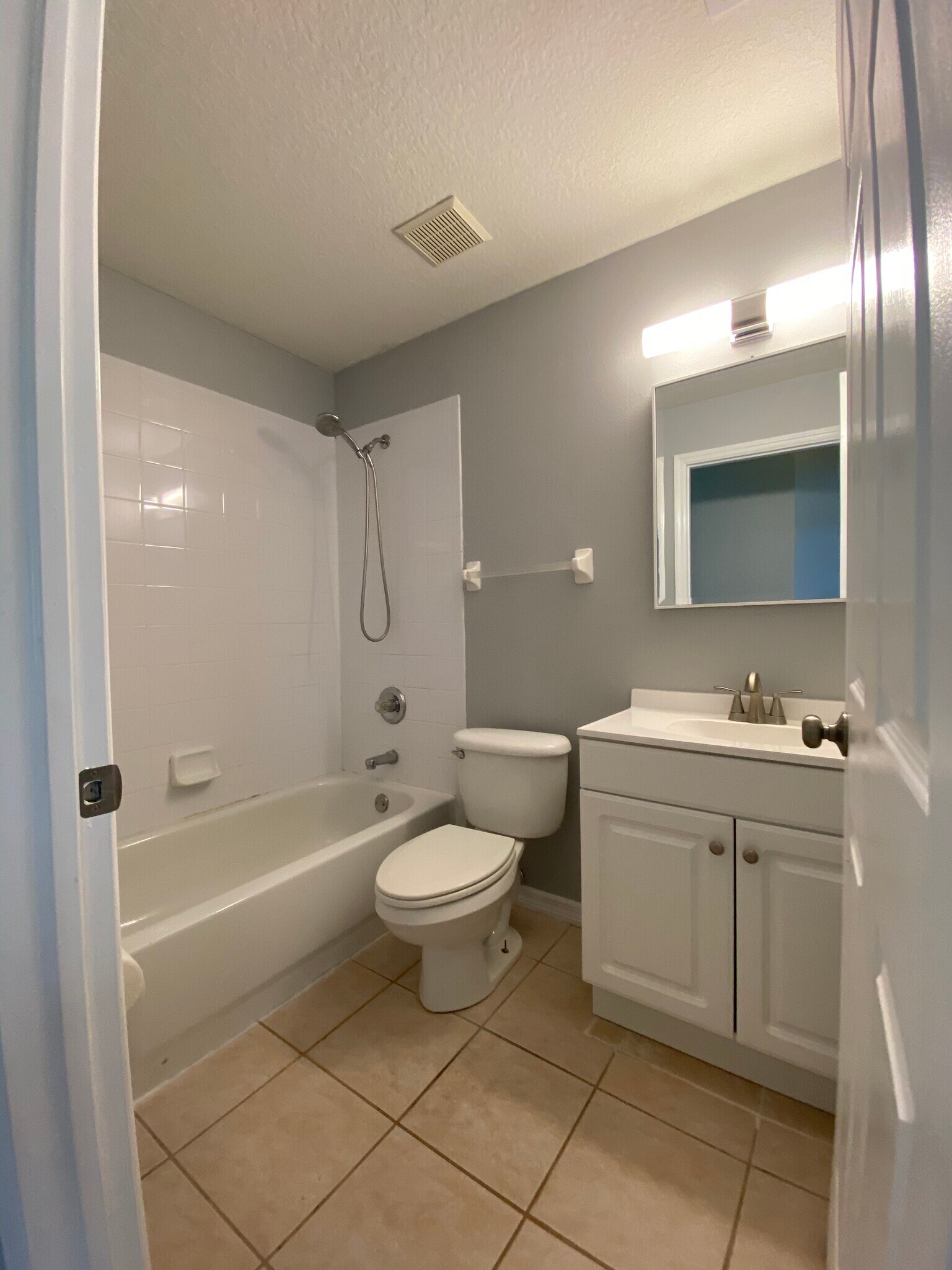 Building Photo - 4627 Dunnie Dr